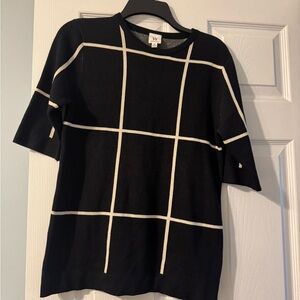 Wrapper Black and Cream Sweater